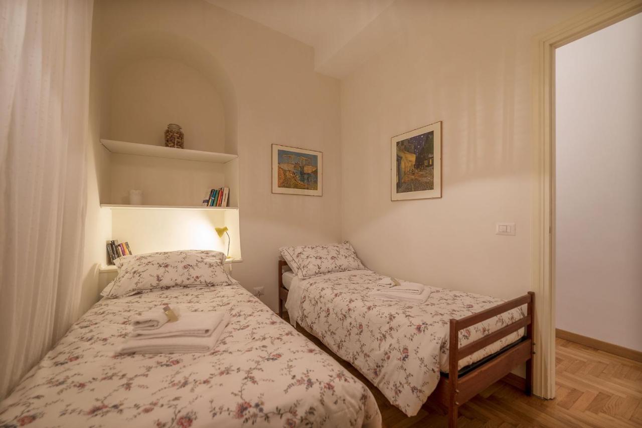 A Peaceful Retreat 2 Minutes From Piazza Navona - FromhometoRzym Zewnętrze zdjęcie