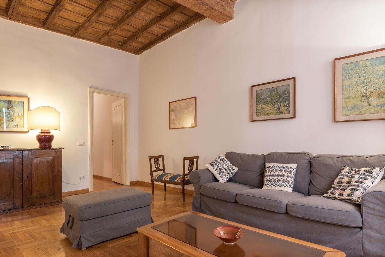 A Peaceful Retreat 2 Minutes From Piazza Navona - FromhometoRzym Zewnętrze zdjęcie